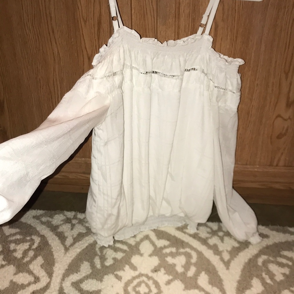 Off the shoulder long sleeve white flowy top